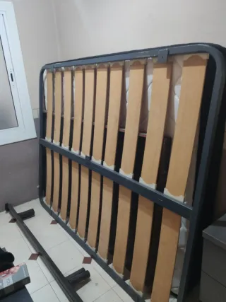 Cama Matrimonio Negra y Blanca