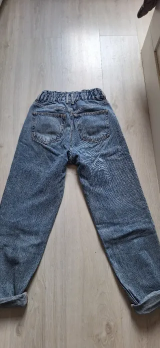 Pantalón vaquero estilo mom