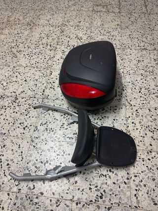 Maleta y Soporte Yamaha TMAX 530