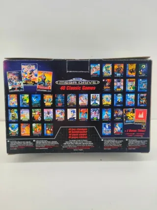 Sega Mega Drive Mini Console + 2 Controller