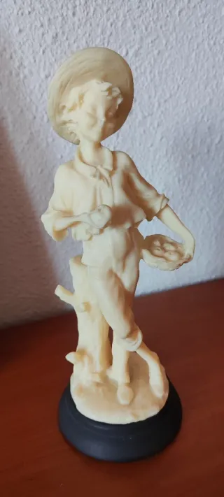 Pareja Figuras Niños Campesinos Marmolina