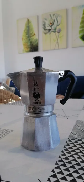 Cafetera Italiana Bialetti Moka Express
