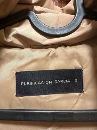 Plumas Purificación García Talla S camel