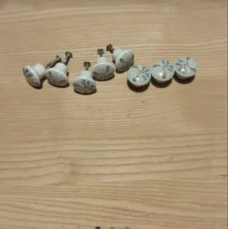 Pomos de cerámica con flores