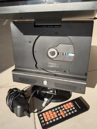 Televisor Supratech Negro