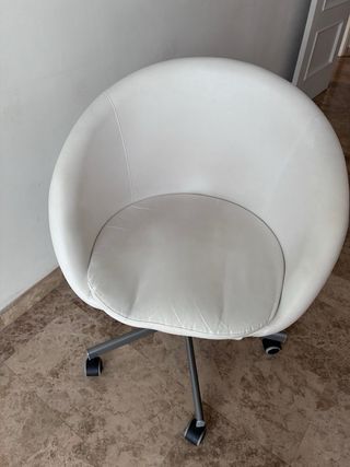 Silla de oficina giratoria de cuero