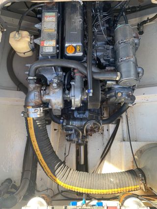 Barco a motor Altair 75