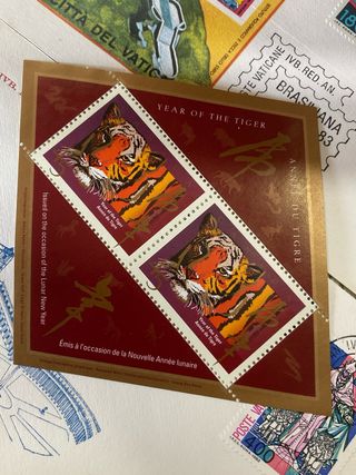 Sobres Vaticano 1981 83 y  sellos Año del Tigre