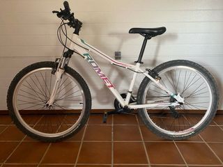 Bicicleta Rommet Blanca