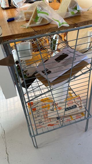 Banco vintage in legno e metallo