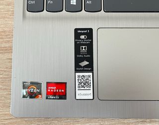 Portátil Lenovo IdeaPad 3