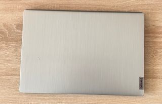 Portátil Lenovo IdeaPad 3