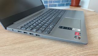 Portátil Lenovo IdeaPad 3