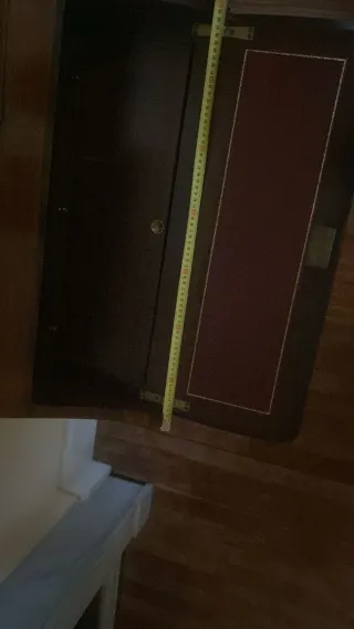 Escritorio antiguo madera y metal