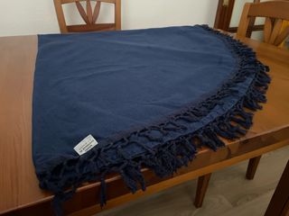 Mantel redondo azul 170cm con flecos