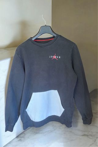 Sudadera Jordan Gris con Bolsillo