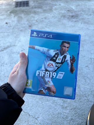 FIFA 19 PS4 (PlayStation 4) EA Sports