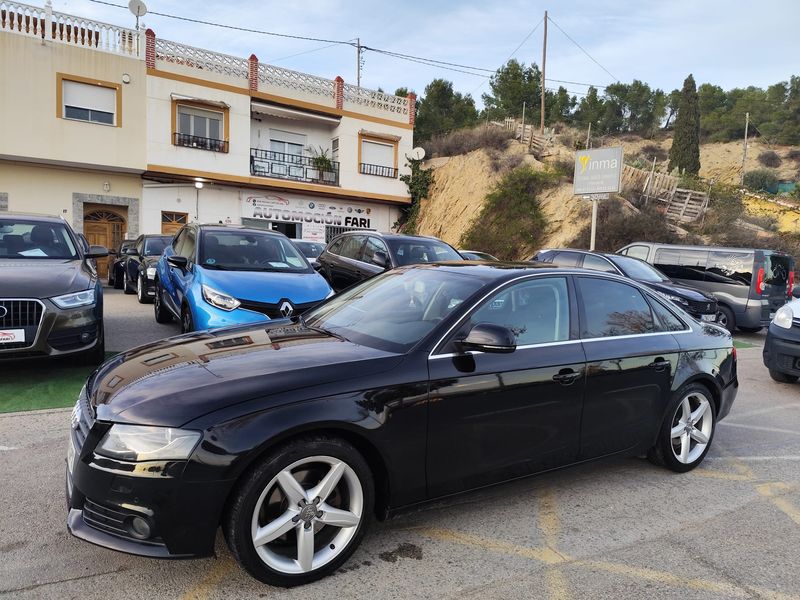 Audi A4 2009 - foto 1