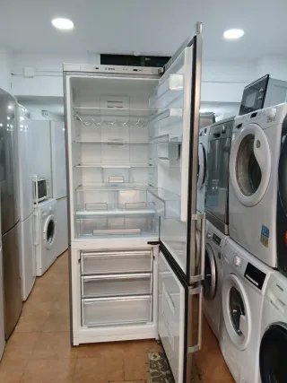 Nevera Bosch 70x60x200