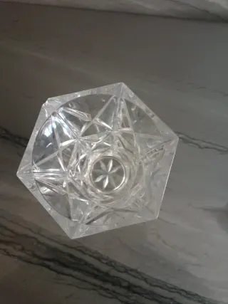 Jarrón de cristal tallado