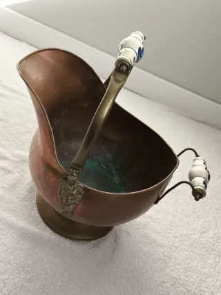 ANTIGUO CUBO DE CARBÓN COBRE Y LATÓN VINTAGE