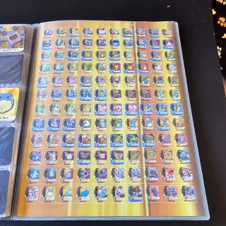 Álbum Panini Pokémon Staks Incompleto