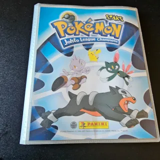 Álbum Panini Pokémon Staks Incompleto