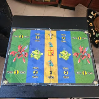 Álbum Panini Pokémon Staks Incompleto