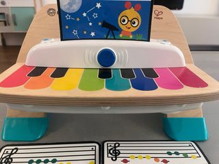 Piano Juguete Hape Baby Einstein