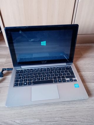 Portátil ASUS S200E Tátil