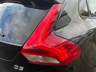 Volvo V40 2.0 D3 MOMENTUM AUTO 150CV