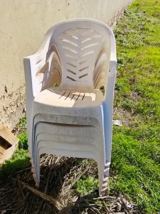 Sillas de plástico apilables resistentes