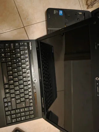 Packard Bell EasyNote Core 2 Duo.