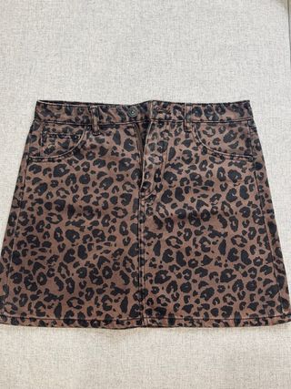 Falda corta estampado leopardo