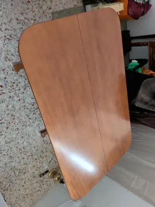Mesa de madera extensible
