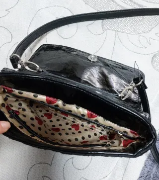 Bolso Guess Negro Lentejuelas y Acolchado