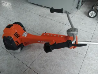 Desbrozadora Anova D63BA