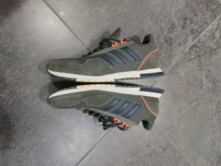 Zapatillas Adidas 8K