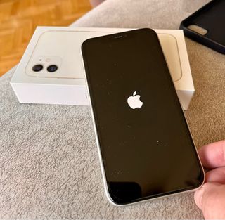iPhone 11 64GB