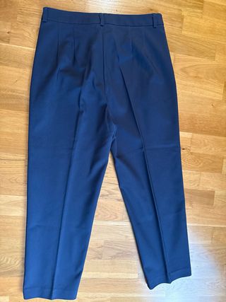 Pantalón de tela azul talla 40
