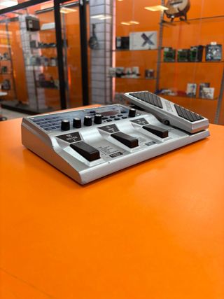 Pedalera Boss ME-20 Multiefectos