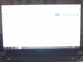 Portátil Lenovo Negro