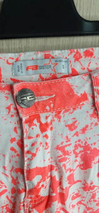 Pantalón tobillero FB Sister estampado