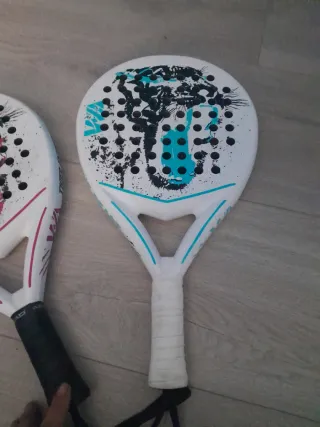 Palas de pádel blancas con diseño