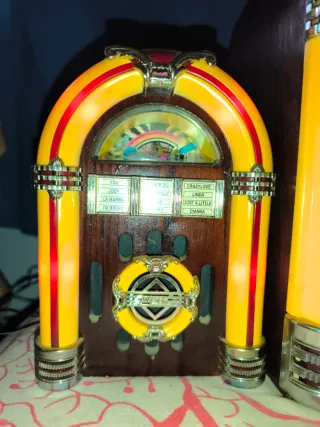 Radio Jukebox 3 Piezas. CD LED Vintage Clásica.