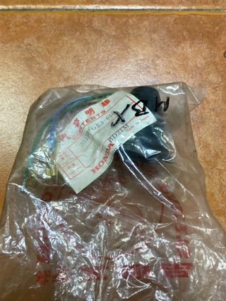 Casquillo Faro Delantero Honda MBX 75