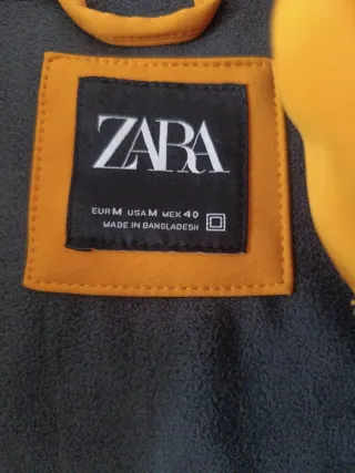 Cazadora Zara Softshell Amarilla y Gris