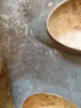 Tapacubos Peugeot 15 plateado