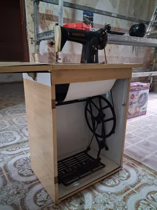 Máquina de coser Hexagon