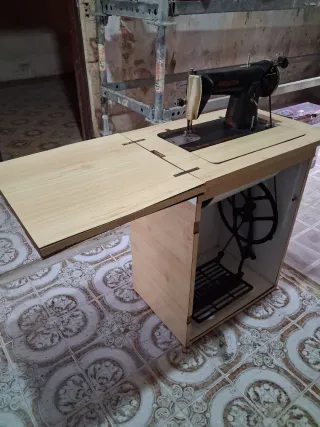 Máquina de coser Hexagon